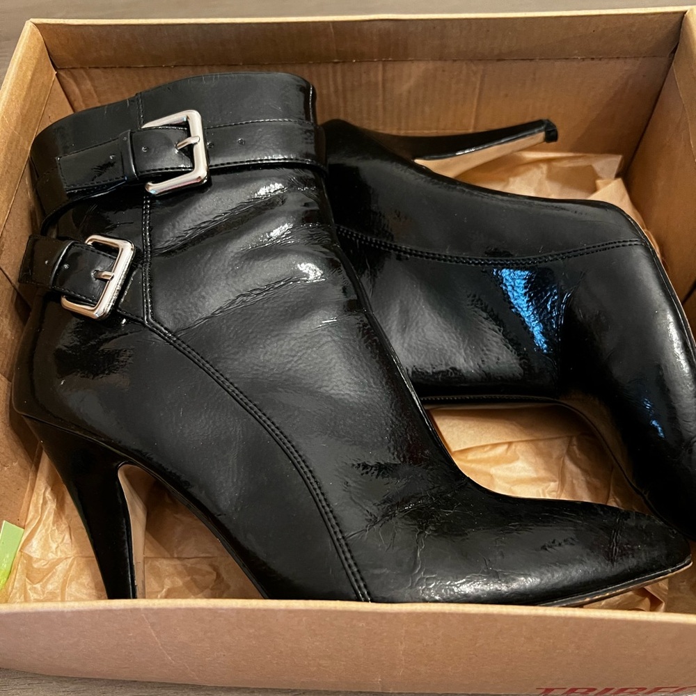 Tribeca boots by Kenneth Cole
